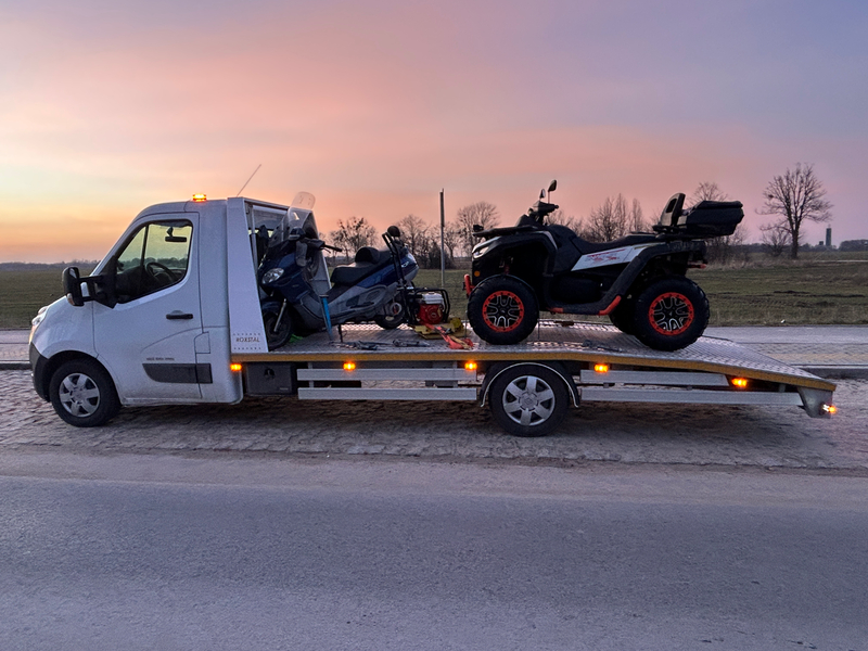 Zdjęcie na okładce dla Pomoc Drogowa Radom 24/7 Auto Holowanie Auto Laweta